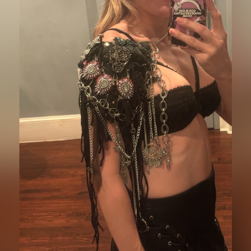 Unique Versatile Instant Style Accessory - image 3